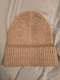 Cappello di lana rosa