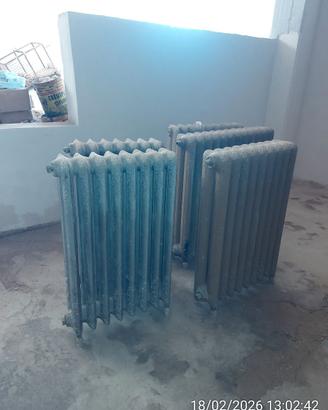 Radiatori in ghisa, per riscaldamento