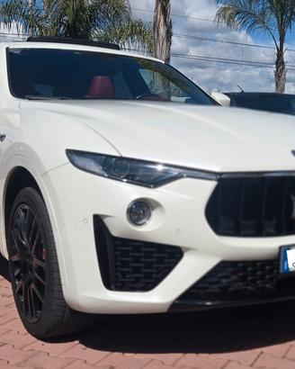 Maserati Levante 3.0 V6 275CV GranSport auto Pelle