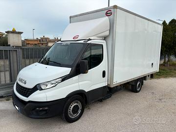 IVECO Daily 35S14N 3.0Turbo Cng RS 136 - 2022