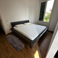 Letto matriimoniale comleto.