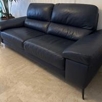 Divano Poltronesofà in pelle (trattabile)