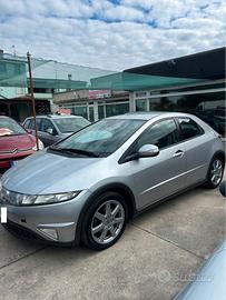 Honda Civic 1.8 i-VTEC 5p. Exclusive LH i-P