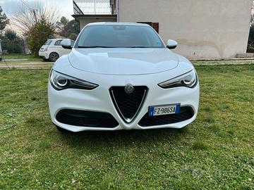 Alfa Stelvio 2,2 Q4 190 cavalli