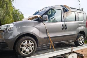Fiat Doblò 1.6 M-Jet 7 posti 95cv incidentato solo