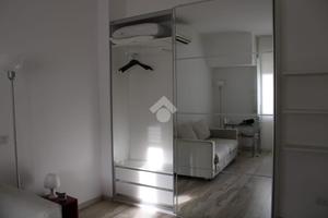 MONOLOCALE A MILANO