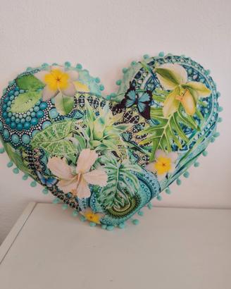 cuscino a forma di cuore 