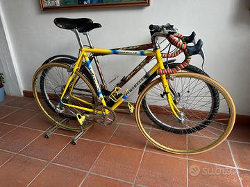 Bici da corda vintage Pinarello e altri accessori