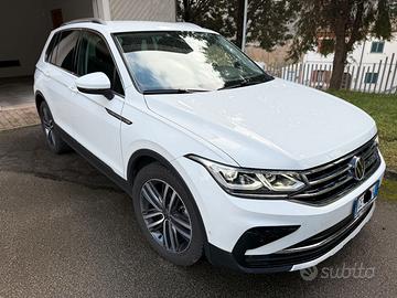 Volkswagen Tiguan II 2021 2.0 tdi Elegance MATRIX