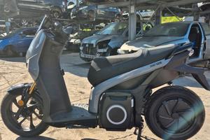 Seat Mó Performance Anno 2025 | SOLO PER RICAMBI