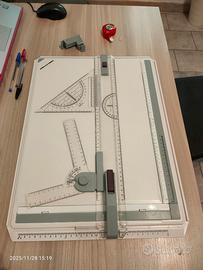 Tecnigrafo parallelografo