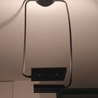 Cinque lampade alogene per ufficio