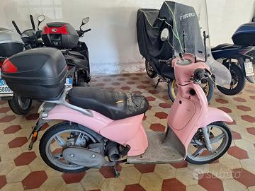 Scarabeo 50 cc  4 tempi