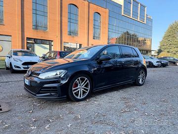 Volkswagen Golf 2.0 tdi Gtd 184cv dsg