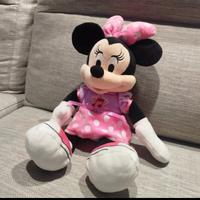 Peluche musicale MINNIE/DISNEY 28 CM musica e luce