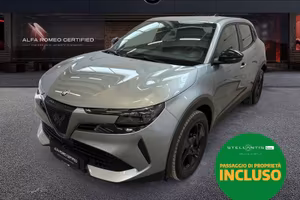 Alfa Romeo Junior 1.2 136CV Hybrid eDCT6 ibrida