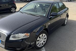Audi A4 quattro 2.0 TDI