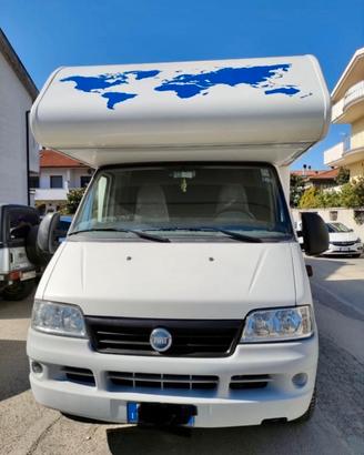 Camper adrial coral 670
