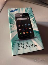 Samsung Galaxy ACE (GT-S5830i) nuovo imballato