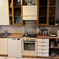 Cucina completa 528 cm + tavolo e 6 sedie