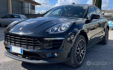 Porsche Macan S