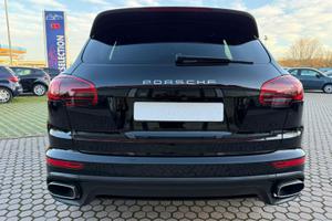 Porsche Cayenne platinium edition
