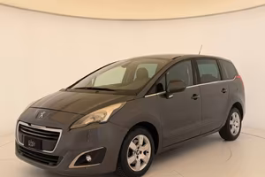 Peugeot 5008 BlueHDi 120 S&S - NEOPATENTATI
