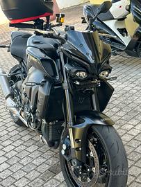 Yamaha MT10 black editino