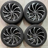 Cerchi e pneumatici 17 originali Volkswagen Golf 8
