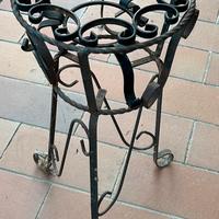 Porta vaso in ferro battuto vintage