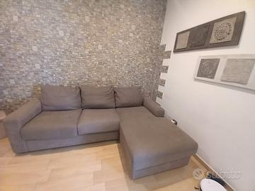  Divano allungabile con chaise longue 