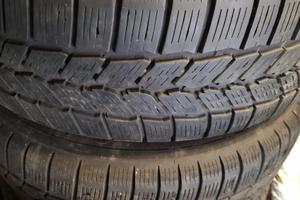  4Gomme Michelin  M+S  215/60 R16C per furgoni 