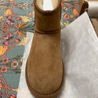 Scarpe UGG nuove