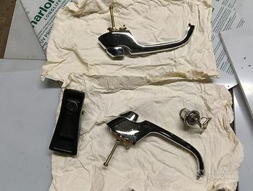 Coppia impariglio maniglie Alfa Romeo Duetto