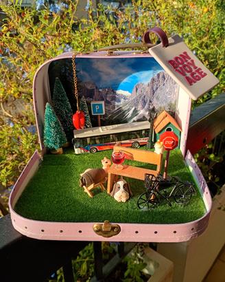 Valigia Diorama arredo Paesaggio di montagna.