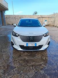 Peugeot 2008 Elettrica Allure Pack