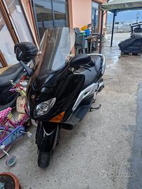 YAMAHA TMAX