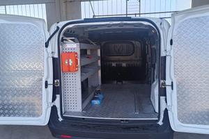 FIAT Doblo SOLO LE SCAFFALATURE COMPRESI PANNELL