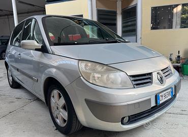 Renault Scenic 1.9 DCi 5P - Soli 145000km 
