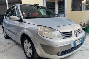 Renault Scenic 1.9 DCi 5P - Soli 145000km 