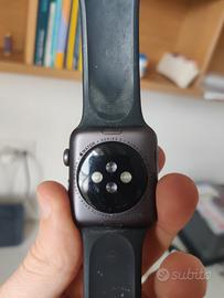Apple Watch serie 3 usato 