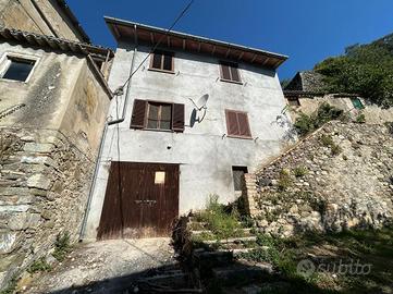 4 LOCALI A ORVIETO
