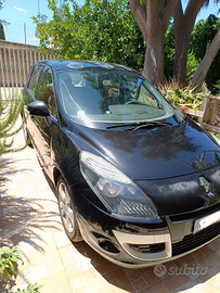 Renault Scénic III XMOD 1.5 dCi - 2011 - 142.000 k