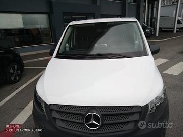 Cessione contratto mercedes vito 114 mixto long