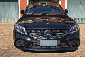 Mercedes-benz  c220 d Premium/Blackline/AMG 