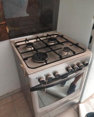 forno Ariston e frigo