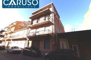 Stabile-Palazzo a Barcellona Pozzo di Gotto