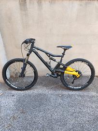Btwin rockrider 700S  taglia M  full-suspended