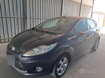 Ford fiesta 1.6 tdci titanium 