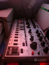 td3mo behringer model samples e umc22